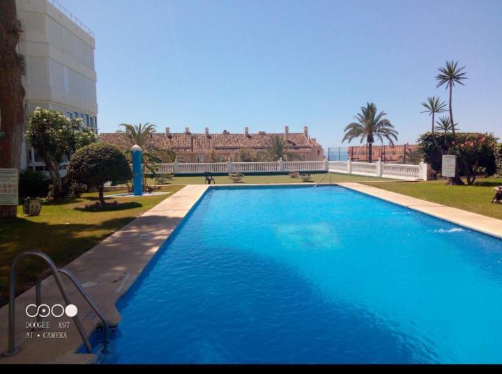 Los Cisnes Beach Studio 100M Playa Apartment Benalmádena Exterior foto